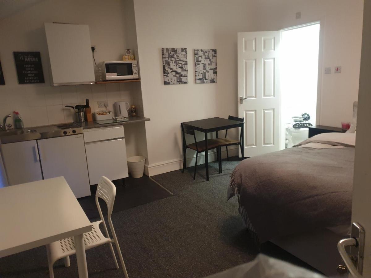 Coventry Studio Apartment Ngoại thất bức ảnh